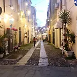 Emerald In Historic Center *