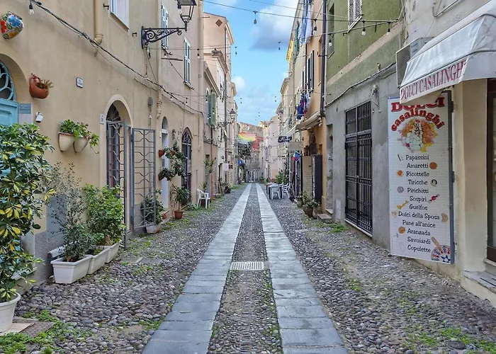 Old Town Emerald By The Sea In The Coral Riviera * アルゲーロ